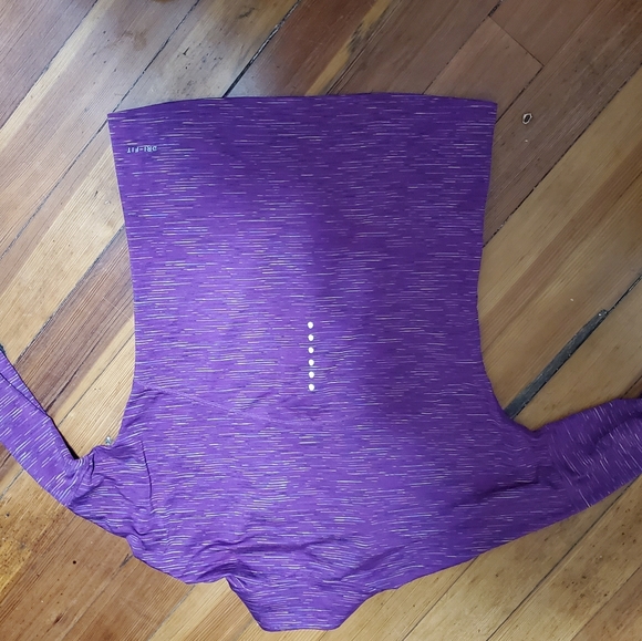 Nike dry fit - Picture 4 of 4